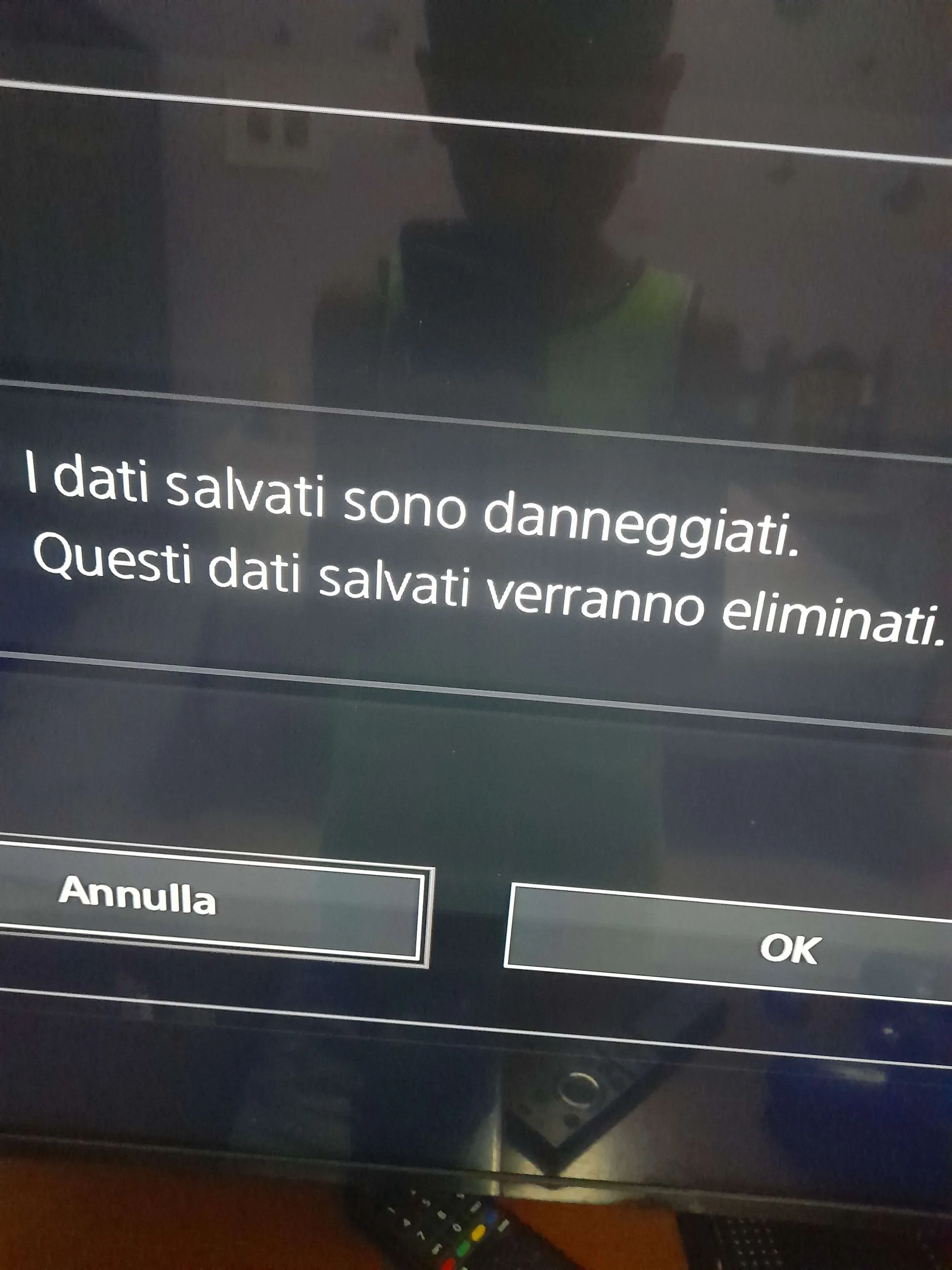 Sul mio minecraft bedrock Edition PlayStation 4 ho un mondo con i dati danneggiati e vorrei ripararlo Qualcuno mi può dare dei consigli per come ripararli